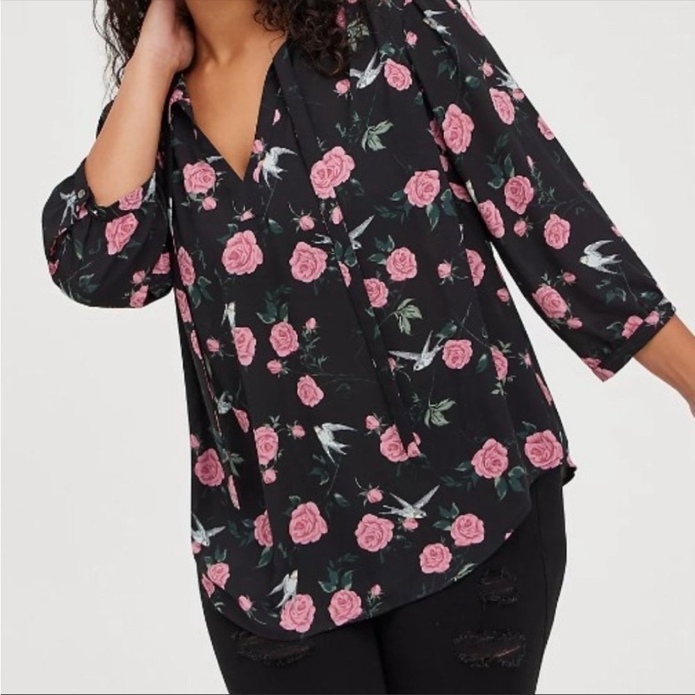 Torrid Floral Bird Print Georgette Tie Neck Blouse Size 5X - Picture 2 of 14